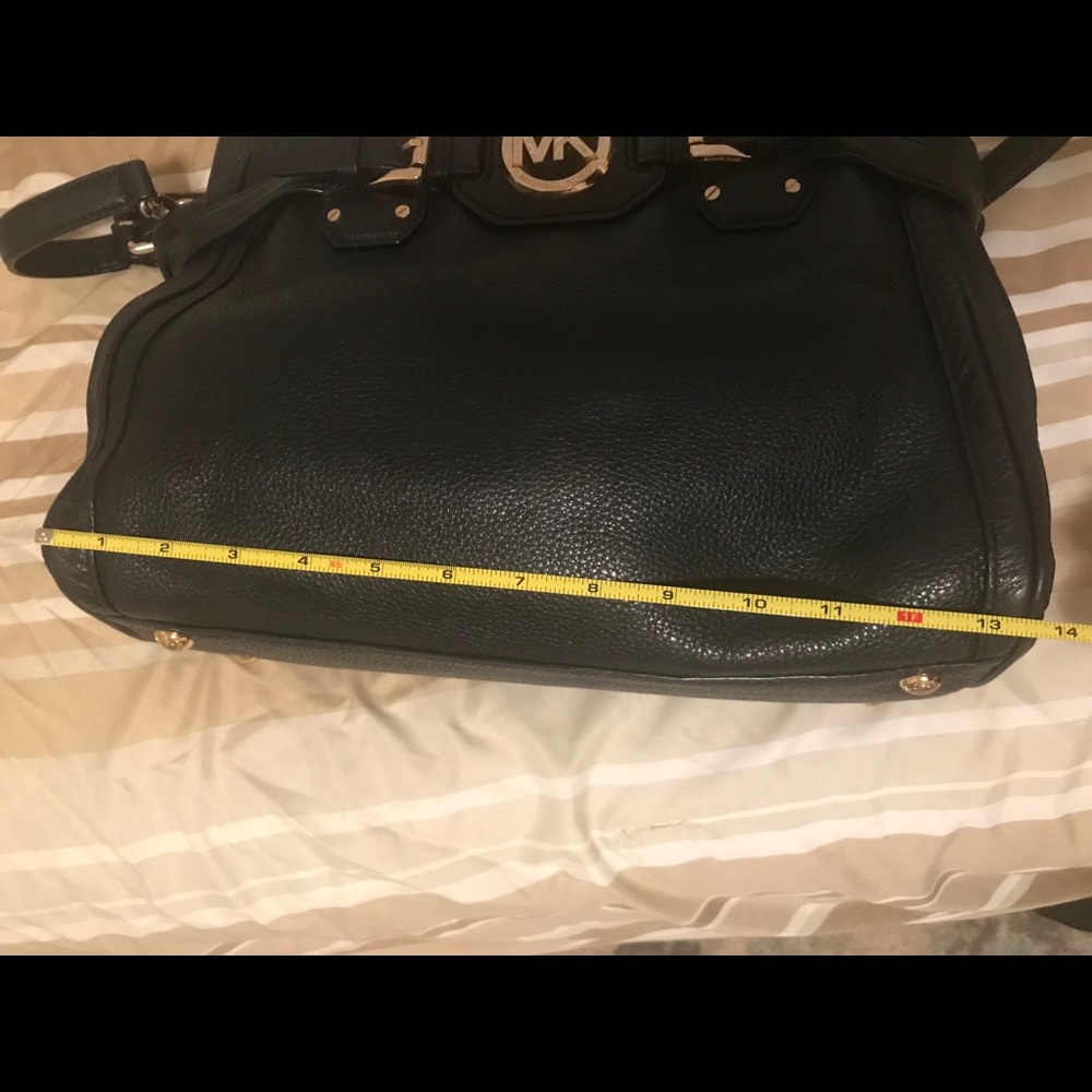 **SOLD** Leather Michael Kors Bag - Picture 8 of 8